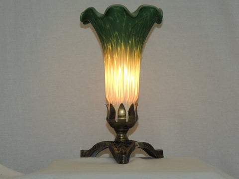 Lily Base Lamp Green White Lamp image 0